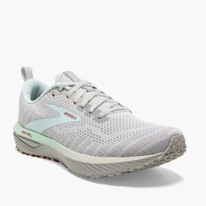BROOKS women 
Revel 6 
Size 6.5 Oyster Mushroom/Alloy/Blue NEW
